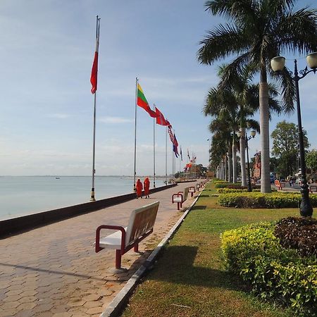 Longlin House I Hotel Phnom Penh Exterior photo