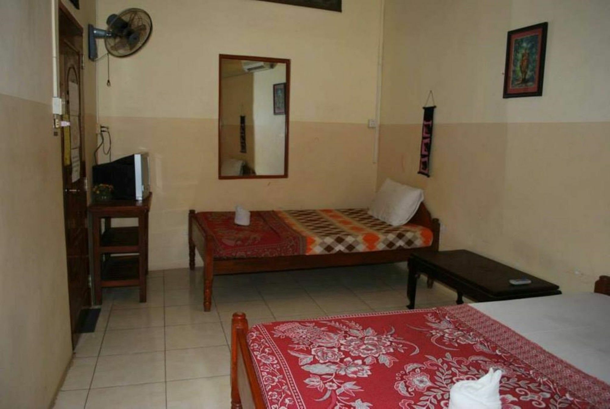 Longlin House I Hotel Phnom Penh Exterior photo